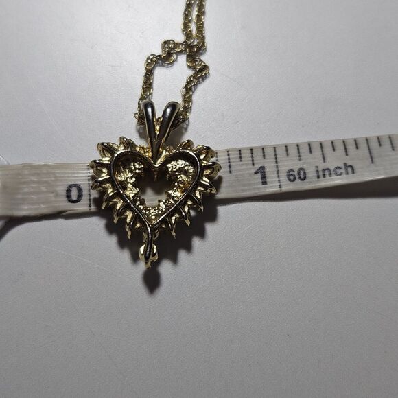Gold Tone Clear Rhinestone Heart Shaped Pendant Necklace 19" - Picture 8 of 13